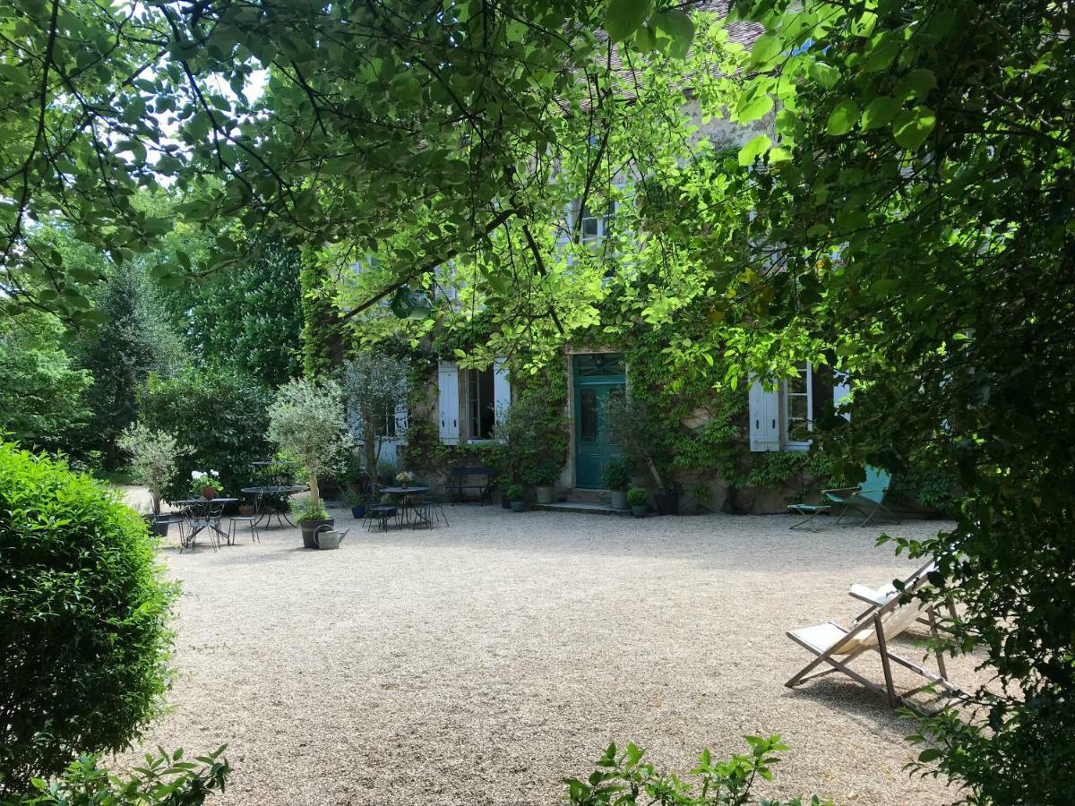 Les Chambres D'Hotes Du Bois Joli Semur-en-Auxois Exterior photo